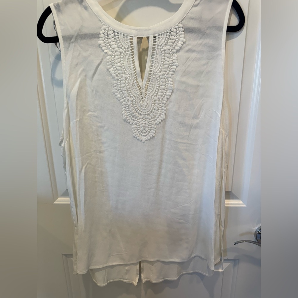Daniel Rainn - Ivory/White Blouse - XXL - crochet detail front and back.